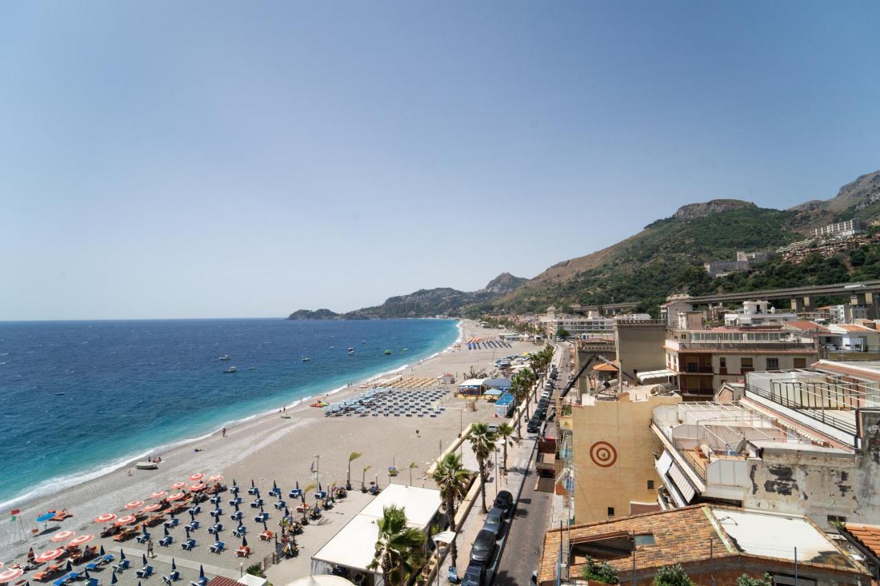 Hotel San Pietro Letojanni Esterno foto